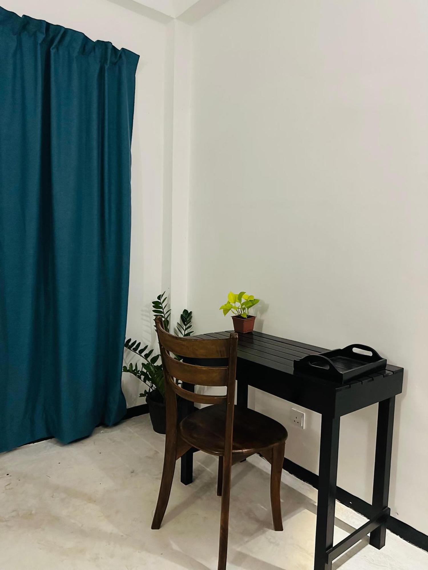 La Fiesta Bed & Breakfast Weligama Exterior photo